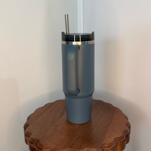 Stanley Matte Blue Travel Mug with Handle - Picture 2 of 5